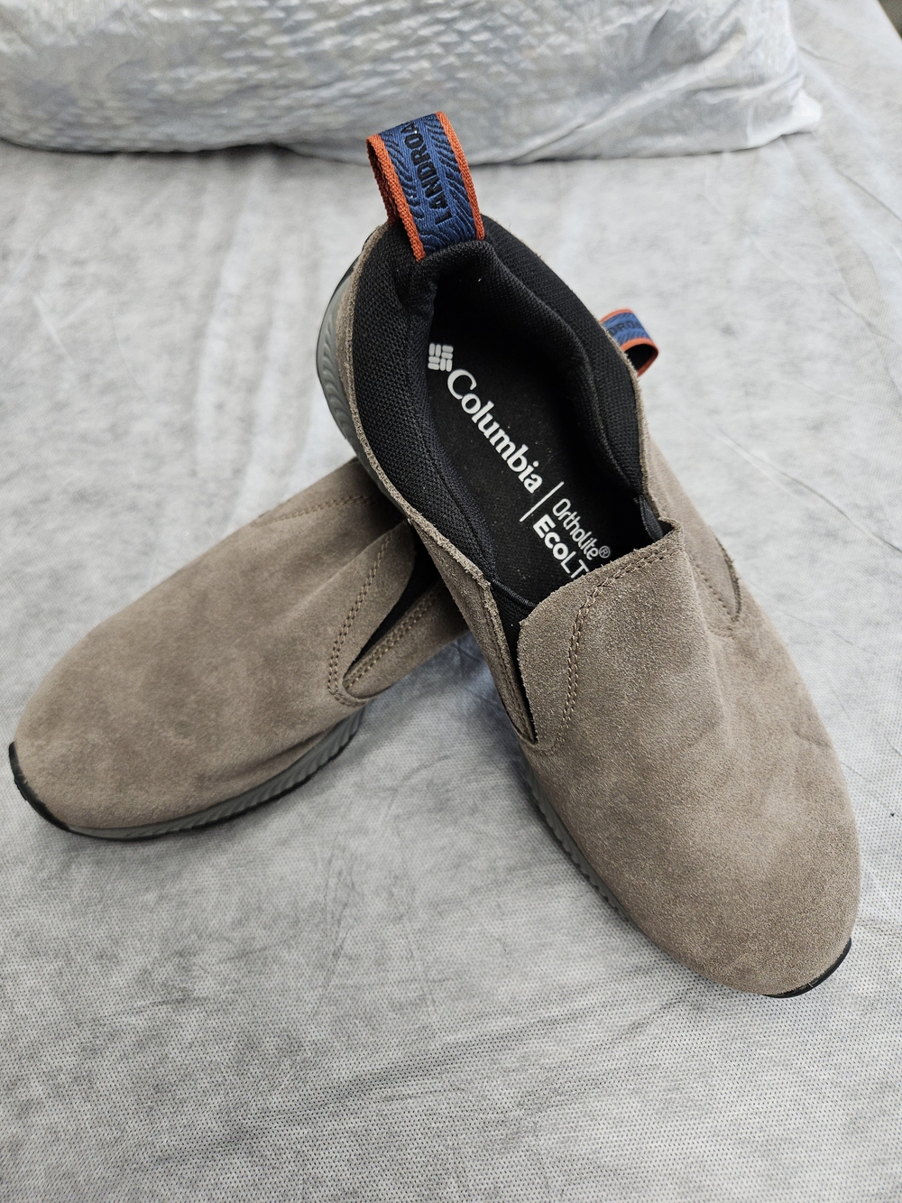 Columbia Landroamer Men’s Slip-On Suede Casual Shoe - Taupe Sz Mens 8
